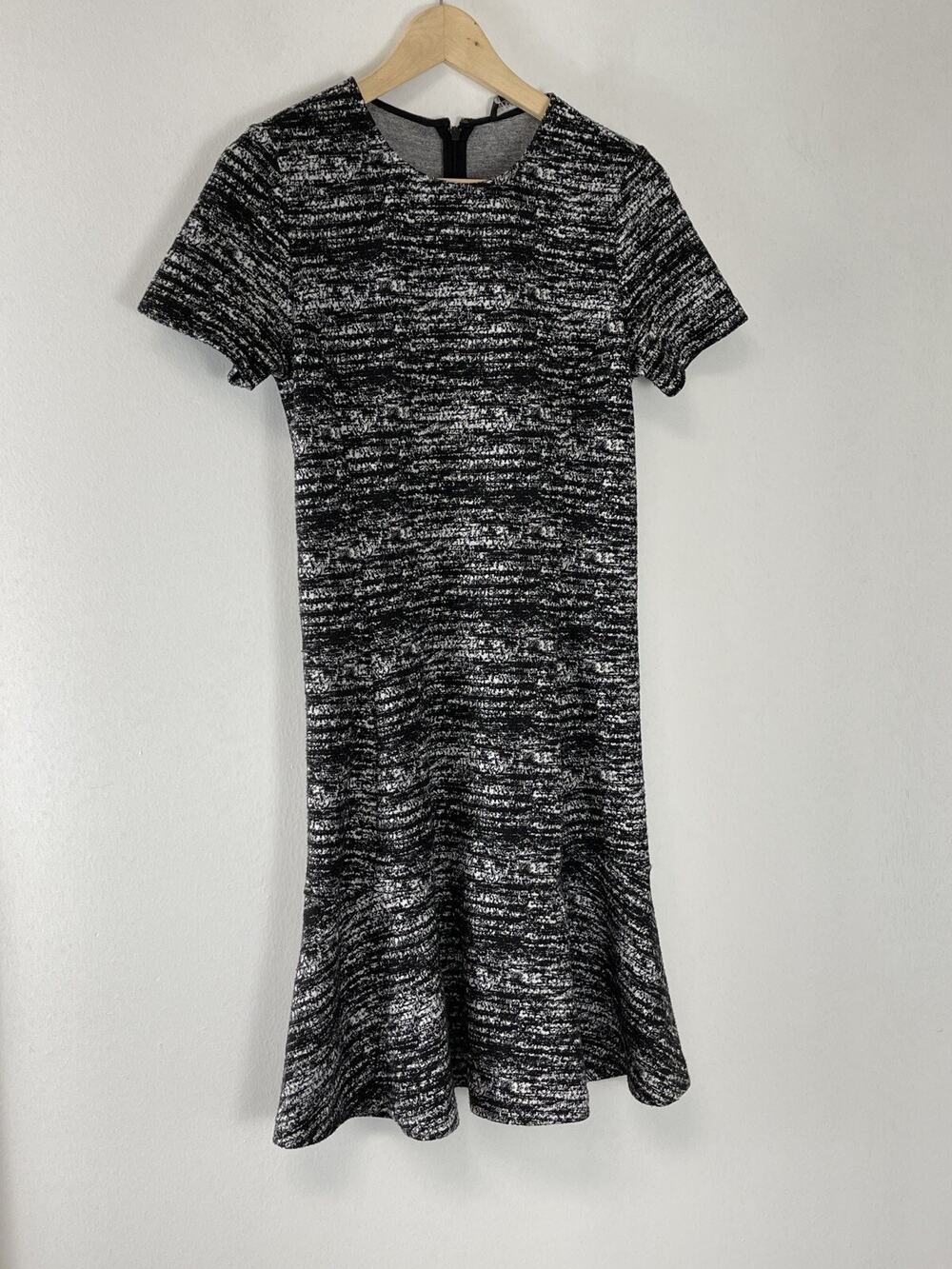Lord & Taylor Sweater Dress XS Women Tie Dye Knit XSmall S/S Knee Length N301